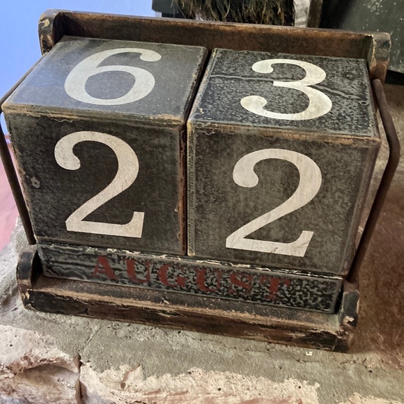 Sundance Accents Sundance Catalog Rustic Vintage Block Perpetual